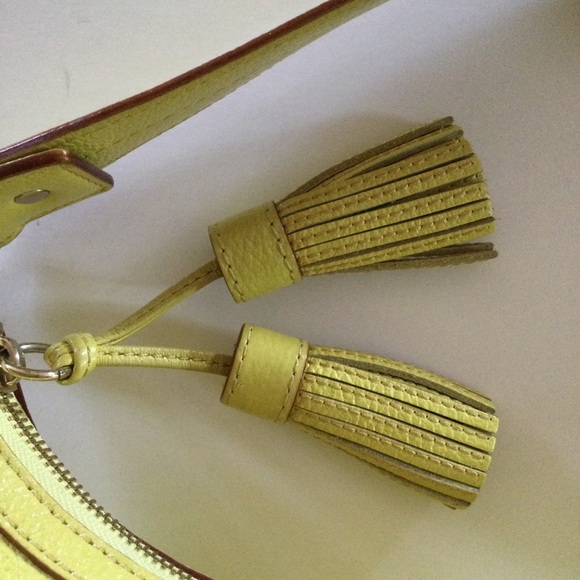 Kate Spade Yellow Pebble Leather Hobo Shoulder Zipper Handbag tassel Zipper - Picture 4 of 15